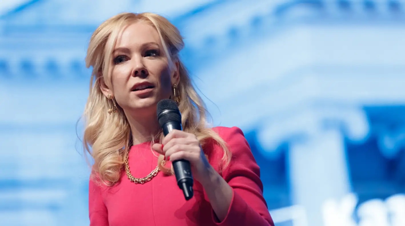 Мизулина попросила МВД проверить интервью Собчак с Синяком на пропаганду ЛГБТ